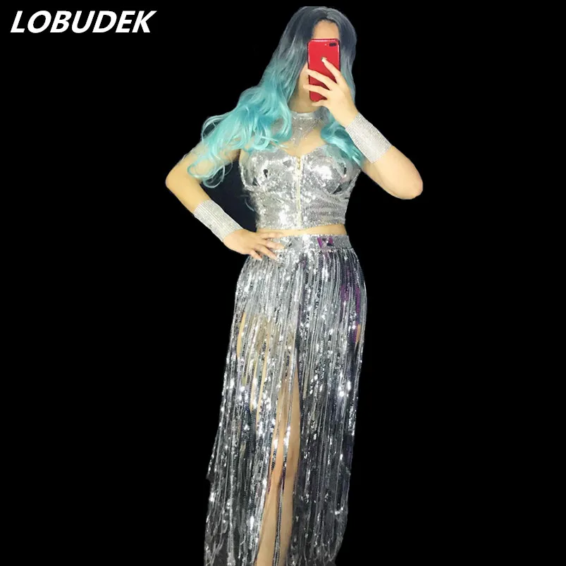 Female Singer DJ Dance Stage Wear Silver Mirrors Sequins Bra Skirt Set Sexy Nightclub Dancer Costume Performance Outfit 4 Pieces
Female Singer DJ Dance Stage Wear Silver Mirrors Sequins Bra Skirt Set Sexy Nightclub Dancer Costume Performance Outfit 4 Pieces