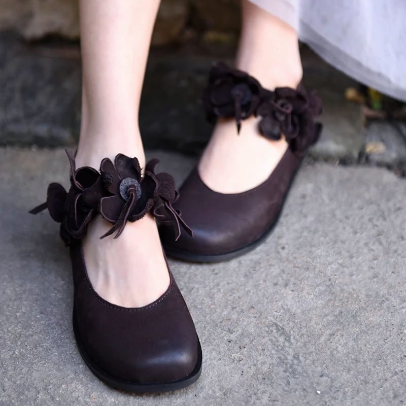 Artmu Original Spring Flower Women Shoes Shallow Mouth Flat Sole Retro Handmade Soft Sole Round Toe Hook and Loop Flats 20269
Artmu Original Spring Flower Women Shoes Shallow Mouth Flat Sole Retro Handmade Soft Sole Round Toe Hook and Loop Flats 20269