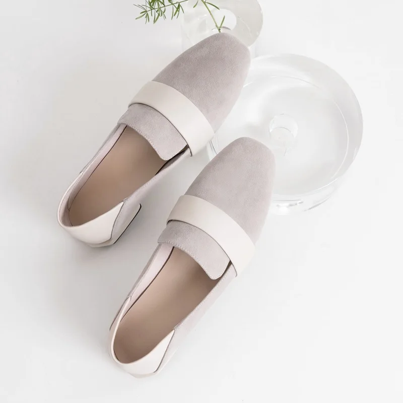 ZVQ Spring Autumn New Outside Concise Casual Date Women Shoes High Quality Square Toe Women Flats 2cm Heel Shallow Mouth Shoes
ZVQ Spring Autumn New Outside Concise Casual Date Women Shoes High Quality Square Toe Women Flats 2cm Heel Shallow Mouth Shoes