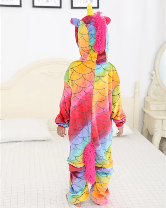 Кигуруми Onesie Оптовая продажа животных звезда единорог с капюшоном пижамы
