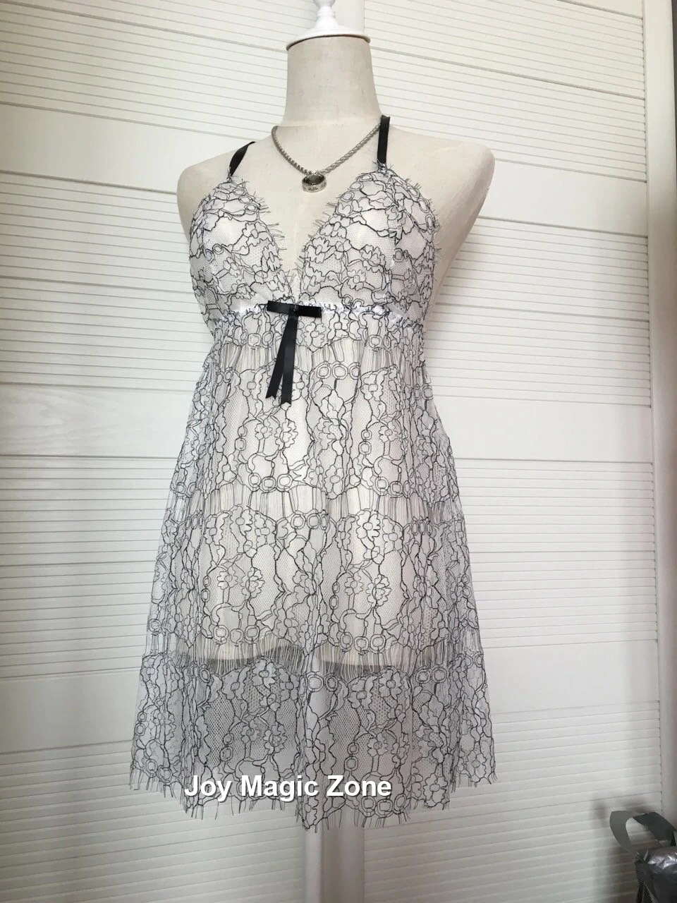 yomrzl summer sexy lace women's nightgown, deep v-neck sleep dress, halter-neck sleepwear, deep v-neck L239
yomrzl summer sexy lace women's nightgown, deep v-neck sleep dress, halter-neck sleepwear, deep v-neck L239
