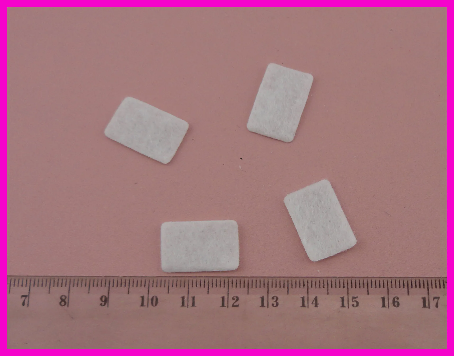1000PCS 1.3cm* 2.0cm White Rectangle Felt Pads Patches for hair clips,Non-woven square applique for flower,wholesales
1000PCS 1.3cm* 2.0cm White Rectangle Felt Pads Patches for hair clips,Non-woven square applique for flower,wholesales