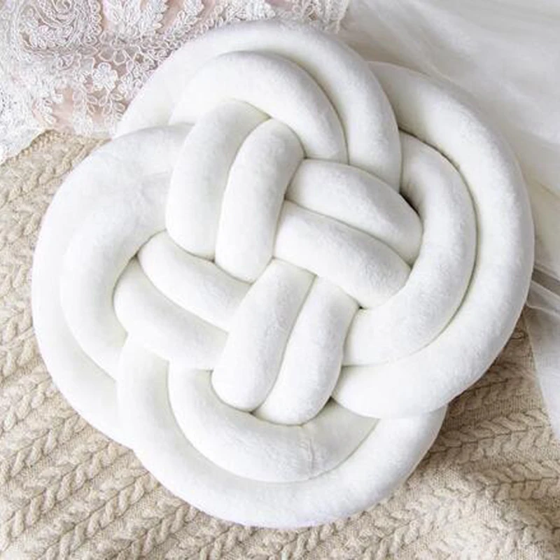 New Europe Handmade Knot Cushion Knotted Ball Pillow Kids Bed Pillows Baby Stuffed Toys Children Nursery Room Decor Girl Gifts
New Europe Handmade Knot Cushion Knotted Ball Pillow Kids Bed Pillows Baby Stuffed Toys Children Nursery Room Decor Girl Gifts