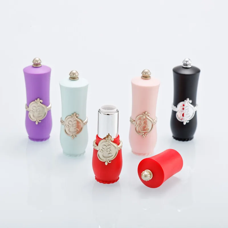 10pcs Fashion Palace Vintage Style Empty Lipstick Tube DIY Lip Balm Stick Refillable Bottle Container Makeup Tools Accessories
10pcs Fashion Palace Vintage Style Empty Lipstick Tube DIY Lip Balm Stick Refillable Bottle Container Makeup Tools Accessories