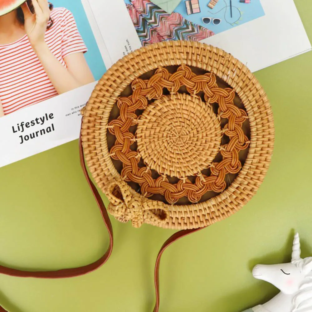 Women Wallets Summer Straw Rattan Shoulder Bags Beach Circle Wallets Bohemia Strap Small Wallet Travel Money Organizer Purses
Women Wallets Summer Straw Rattan Shoulder Bags Beach Circle Wallets Bohemia Strap Small Wallet Travel Money Organizer Purses