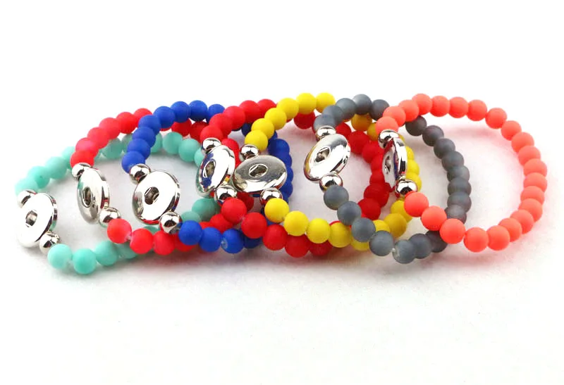 factory wholesale 50pcs/lot Mix colors 8mm Beads Elastic Bracelets Fashion Women Girls 18mm Metal Snap Button Charm Bracelets
factory wholesale 50pcs/lot Mix colors 8mm Beads Elastic Bracelets Fashion Women Girls 18mm Metal Snap Button Charm Bracelets