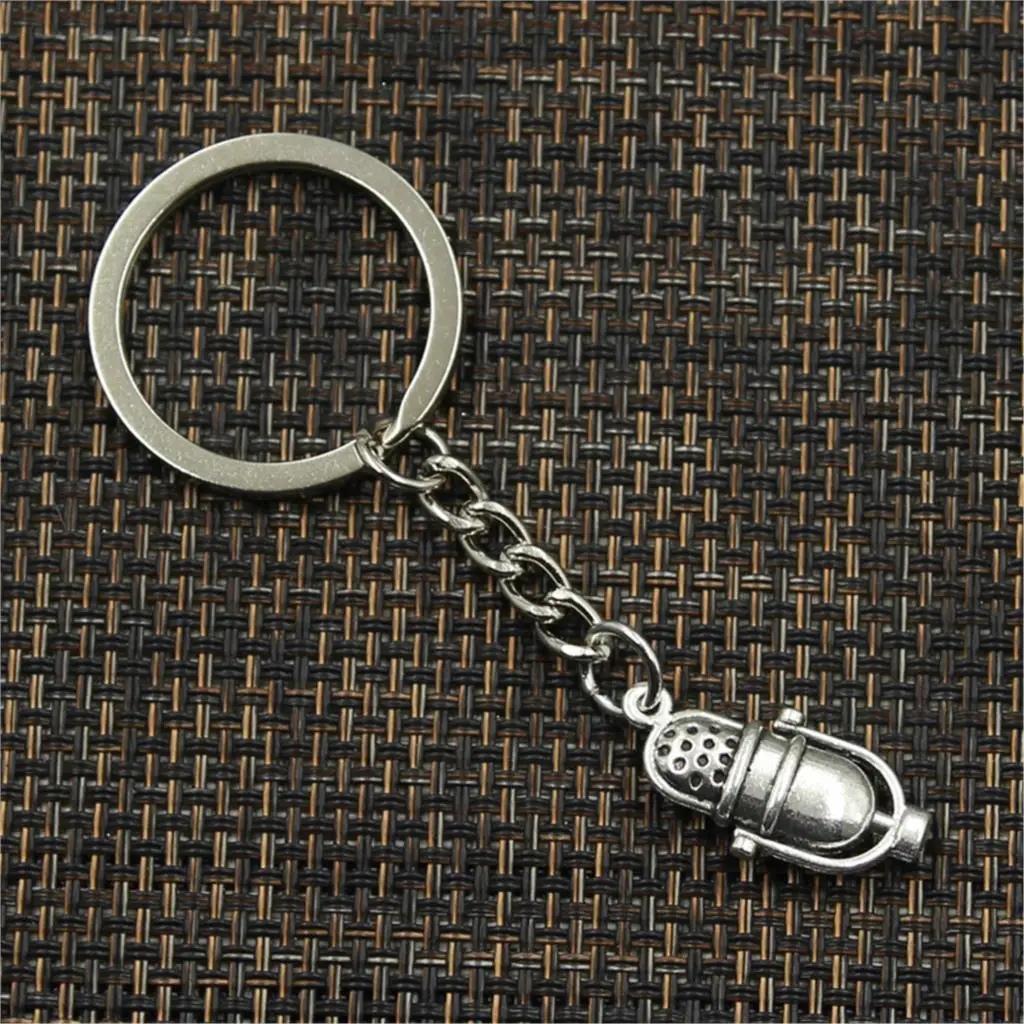 New Fashion Men 30mm Keychain DIY Metal Holder Chain Vintage Microphone 26x13mm Bronze Pendant Gift
New Fashion Men 30mm Keychain DIY Metal Holder Chain Vintage Microphone 26x13mm Bronze Pendant Gift
