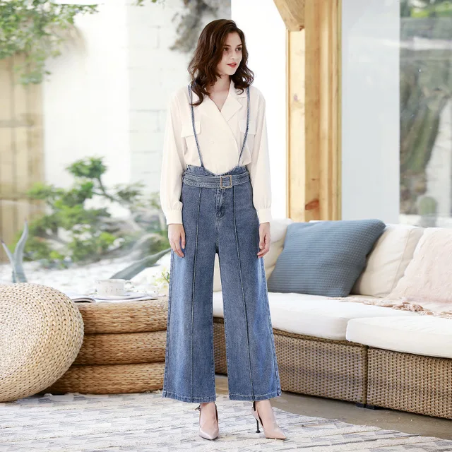 European and American women's high waist bib women's denim loose suspenders straight wide leg trousers
European and American women's high waist bib women's denim loose suspenders straight wide leg trousers
