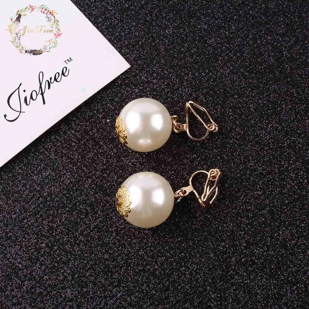 Classic simple Elegant 14mm big imitation pearl clip on earrings cushion without pierced earrings no ear hole clip jewelry
Classic simple Elegant 14mm big imitation pearl clip on earrings cushion without pierced earrings no ear hole clip jewelry