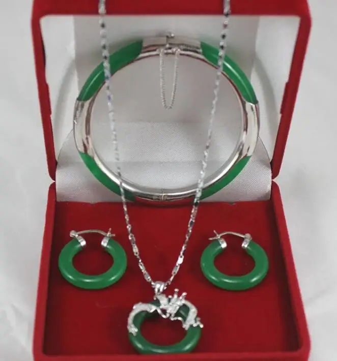 free shipping Beautiful lucky silver green blue black red jade pendant earrings bracelet set NO BOX
free shipping Beautiful lucky silver green blue black red jade pendant earrings bracelet set NO BOX