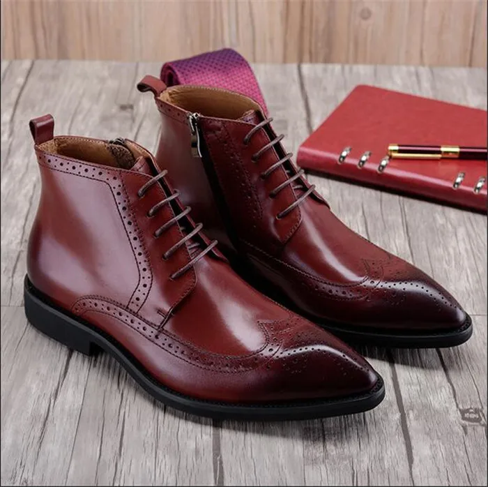 Full grain leather pointed men's boots carved lace-up single ankle boots autumn and winter boots business office boots
Full grain leather pointed men's boots carved lace-up single ankle boots autumn and winter boots business office boots