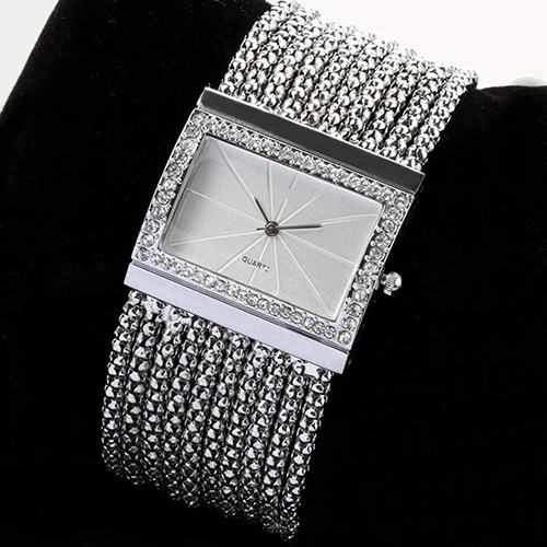 Women Watches Top luxury Golden Multi-layer Beads Analog Quartz Alloy Golden Band Bracelet Watch Clock Reloj Mujer Ladies Watch
Women Watches Top luxury Golden Multi-layer Beads Analog Quartz Alloy Golden Band Bracelet Watch Clock Reloj Mujer Ladies Watch