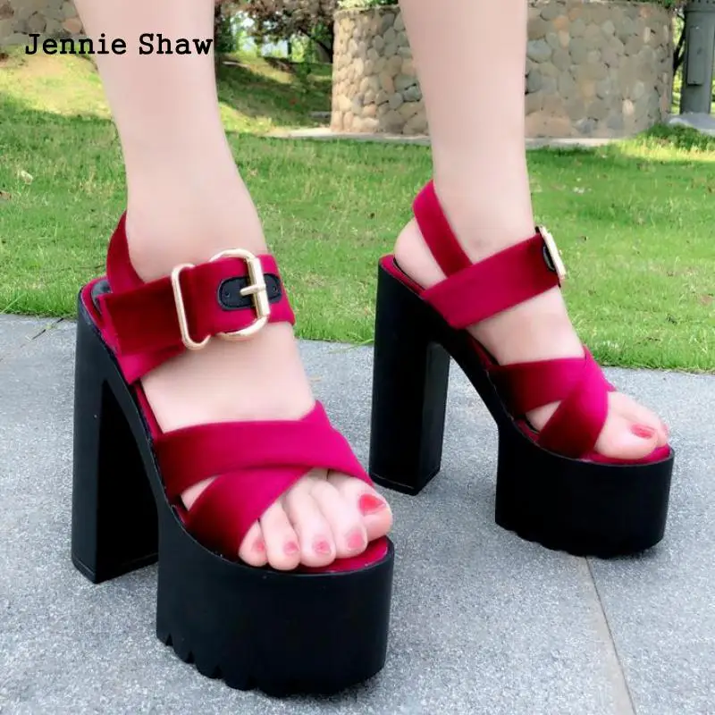High Heel Shoes 2018 New Female Platform Fish Mouths Sandals 14cm Sexy Nightclubs Model Shoes Women
High Heel Shoes 2018 New Female Platform Fish Mouths Sandals 14cm Sexy Nightclubs Model Shoes Women