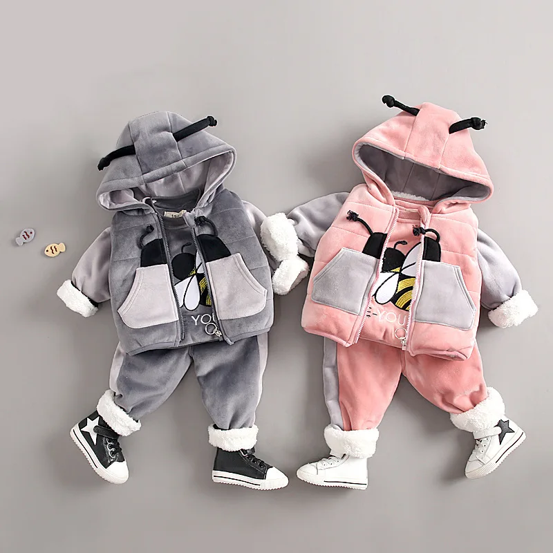 New Year Costume Newborn Toddler Sets Plus Velvet Cartoon Print Sweatshirt Hooded Vest Pants 3pcs Warm Wool Boys Girls Clorhing
New Year Costume Newborn Toddler Sets Plus Velvet Cartoon Print Sweatshirt Hooded Vest Pants 3pcs Warm Wool Boys Girls Clorhing