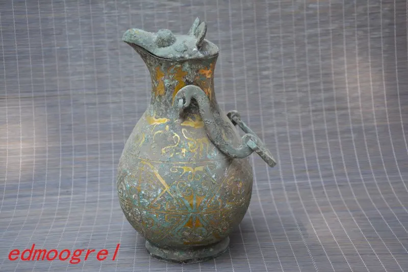 Rare Old Han Dyansty(25---186) Bronze gold chain pot,bird,best collection&adornment,free shipping
Rare Old Han Dyansty(25---186) Bronze gold chain pot,bird,best collection&adornment,free shipping
