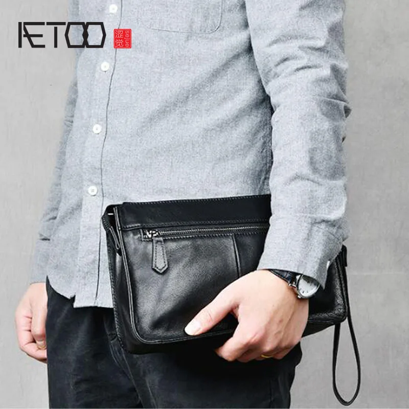 AETOO Men's hand bag top layer leather clip bag leather envelope bag mobile phone large capacity casual clutch bag soft leather
AETOO Men's hand bag top layer leather clip bag leather envelope bag mobile phone large capacity casual clutch bag soft leather
