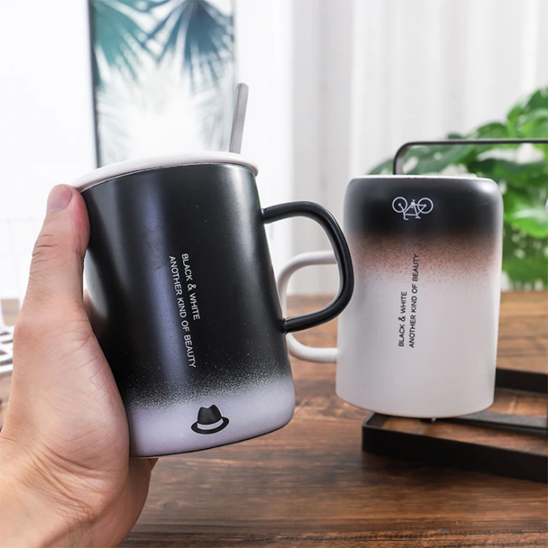 Ceramic mug frosted black white gradient color with lid with spoon Mug office couple Coffee Tea Milk Cups Drinkware Novelty Gift
Ceramic mug frosted black white gradient color with lid with spoon Mug office couple Coffee Tea Milk Cups Drinkware Novelty Gift