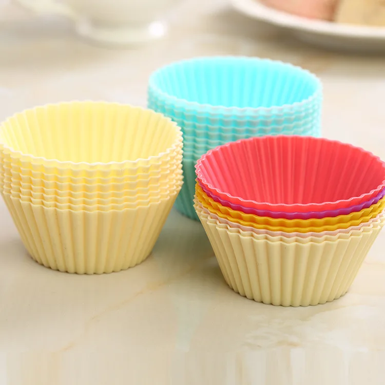 hot sell 300pcs/lot Soft heart shape Silicone Cake Mold High Quality 75mm 9g Muffin Chocolate Mold Cupcake Liner Baking Cup Mold
hot sell 300pcs/lot Soft heart shape Silicone Cake Mold High Quality 75mm 9g Muffin Chocolate Mold Cupcake Liner Baking Cup Mold