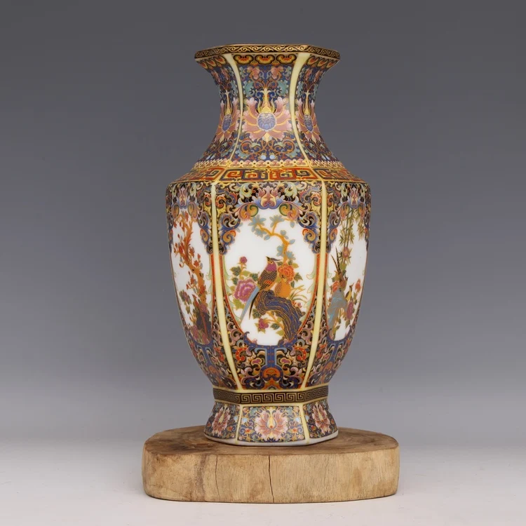 Qing Yong Zheng year mark golden enamel hexagon flower vase Home Furnishing antique porcelain ornaments antiques boutique
Qing Yong Zheng year mark golden enamel hexagon flower vase Home Furnishing antique porcelain ornaments antiques boutique