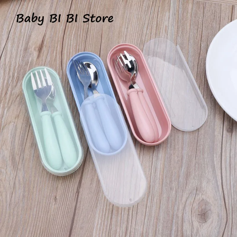 2pcs/lot Baby Feeding Spoon Fork Set Stainless Steel Toddler Infant Tableware Flatware Kids Cutlery with Ant-Dust Box
2pcs/lot Baby Feeding Spoon Fork Set Stainless Steel Toddler Infant Tableware Flatware Kids Cutlery with Ant-Dust Box