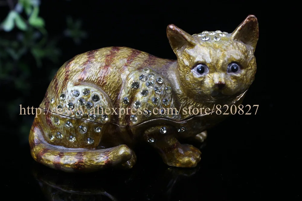 Cat with Crystals Jewelry Trinket Box Figurine Fine Pewter Brown Cat Jewelry Trinket Small Box
Cat with Crystals Jewelry Trinket Box Figurine Fine Pewter Brown Cat Jewelry Trinket Small Box