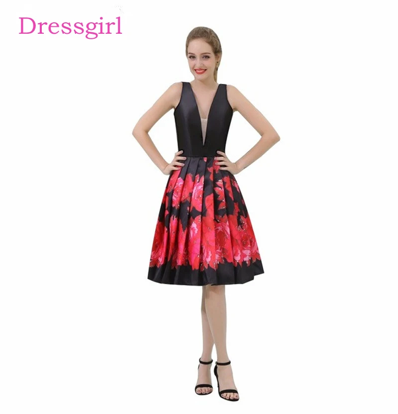 Black Homecoming Dresses A-line V-neck Knee Lnegth Backless Elegant Cocktail Dresses
Black Homecoming Dresses A-line V-neck Knee Lnegth Backless Elegant Cocktail Dresses