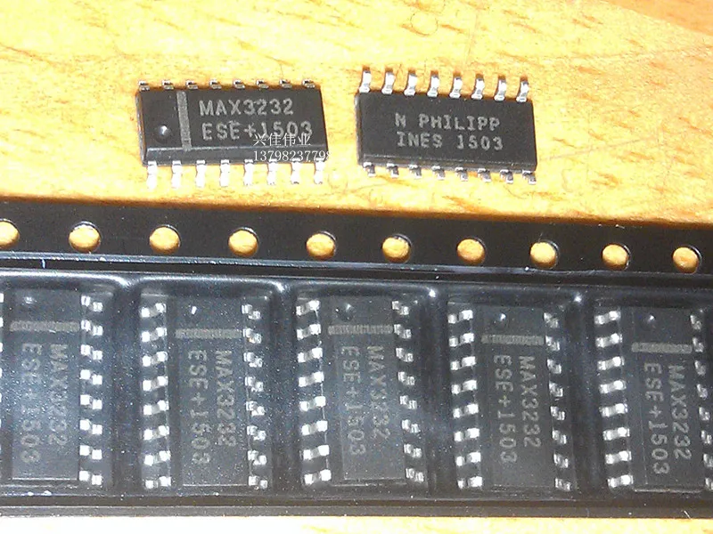 10PCS Original MAX3232 MAX3232ESE SOP16 industrial-grade low -power transmitter and a receiver
10PCS Original MAX3232 MAX3232ESE SOP16 industrial-grade low -power transmitter and a receiver