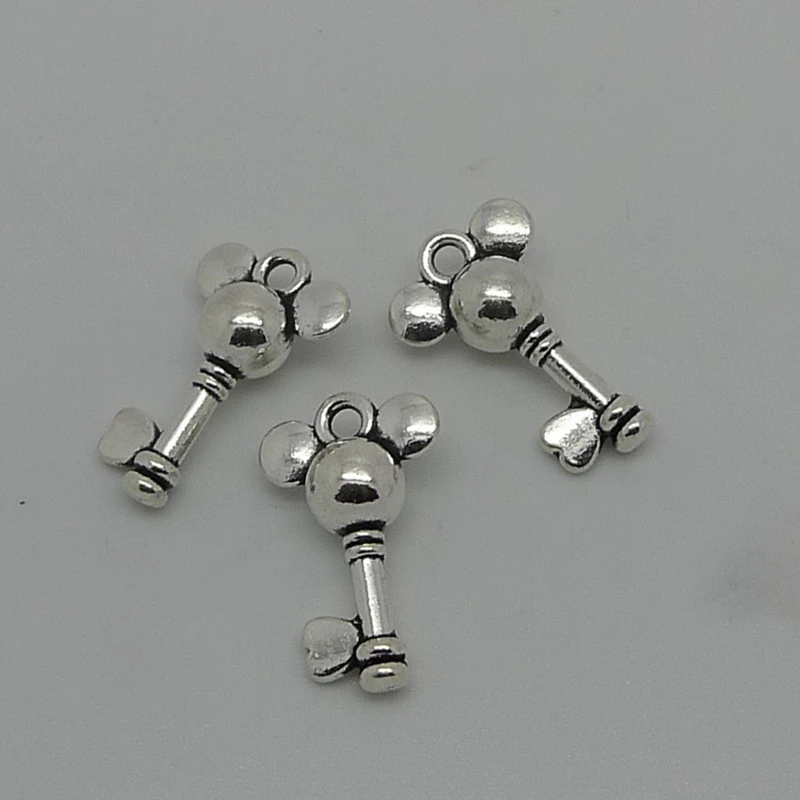 RONGQING 100pcs/lot Cartoon Mouse Ear Heart Key Charms 19x12mm Rat Key Charms for Making Jewelry
RONGQING 100pcs/lot Cartoon Mouse Ear Heart Key Charms 19x12mm Rat Key Charms for Making Jewelry