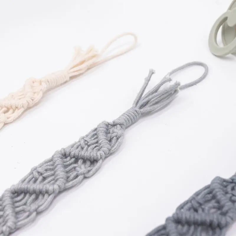 NEW Baby Crochet Vintage Cotton Pacifier Clips Chain Clip Dummy Chain Pacifier Holder Nipple Pacifier For Baby Infant Feeding
NEW Baby Crochet Vintage Cotton Pacifier Clips Chain Clip Dummy Chain Pacifier Holder Nipple Pacifier For Baby Infant Feeding