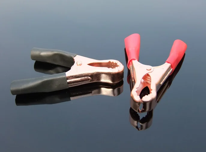 1 Pair 80mm Long Overstriking Alligator Wiring Clip Battery Clip Red + Black Free Shipping Russia
1 Pair 80mm Long Overstriking Alligator Wiring Clip Battery Clip Red + Black Free Shipping Russia