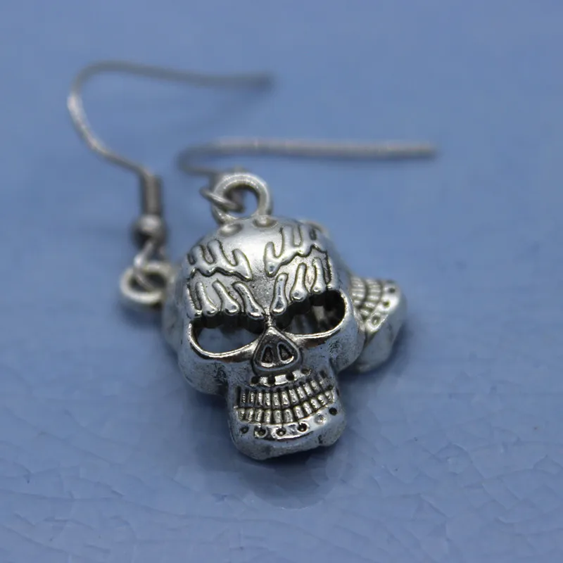 Antiqued Color Zinc Alloy Punk Style Skull Head Pendant Earrings Women's Fashion Creative Stainless Steel Halloween Jewelry | Украшения
