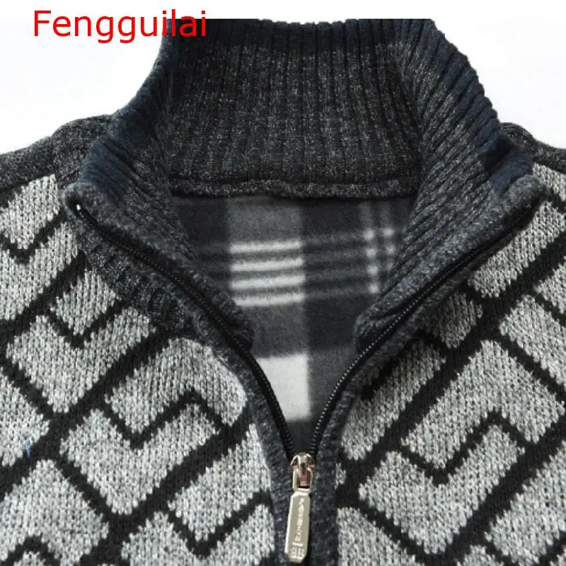 Fengguilai Autumn Winter Men Knit Jacket Fashion Striped Lattice Patchwork Cardigan Men Plus Velvet Thick Warm Coat Male Outerwe
Fengguilai Autumn Winter Men Knit Jacket Fashion Striped Lattice Patchwork Cardigan Men Plus Velvet Thick Warm Coat Male Outerwe