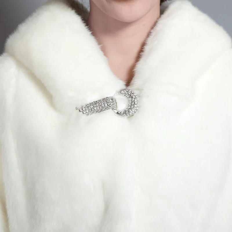 Big Size 5XL 6XL Women White Fake Fur Coat Mink Rabbit fur Coat Warm Winter Hooded Jacket Synthetic Fur Coat
Big Size 5XL 6XL Women White Fake Fur Coat Mink Rabbit fur Coat Warm Winter Hooded Jacket Synthetic Fur Coat