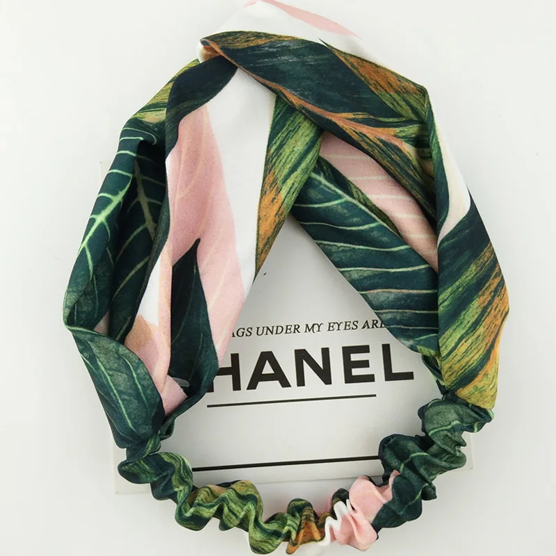 Summer Bohemian Style Hairbands Print Headbands For Women Retro Cross Knot Turban Bandage Bandanas Hair Accessories
Summer Bohemian Style Hairbands Print Headbands For Women Retro Cross Knot Turban Bandage Bandanas Hair Accessories