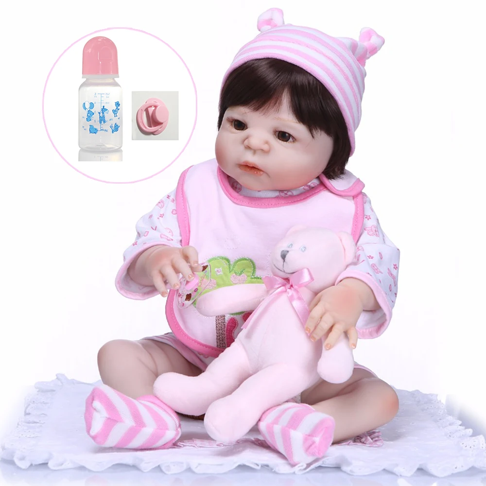 57CM Non-toxic Silicone Reborn Baby Doll Girl Toys Lifelike Babies Boneca hard VInyl Dolls and cute pink bear toy Bebe Reborn
57CM Non-toxic Silicone Reborn Baby Doll Girl Toys Lifelike Babies Boneca hard VInyl Dolls and cute pink bear toy Bebe Reborn