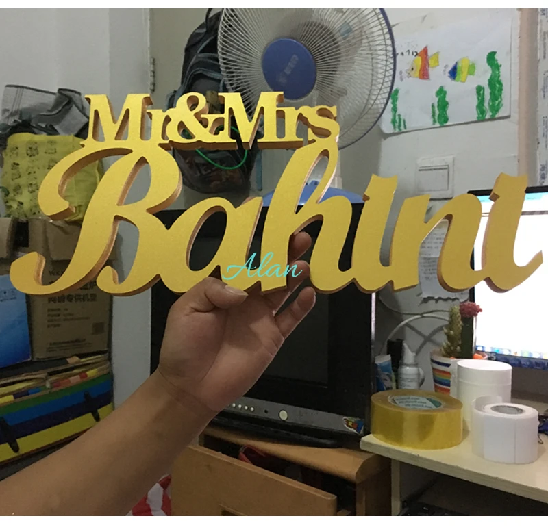 Золото Г-Н & Г-Жа ФАМИЛИЯ Свадьба Знак Mr & Mrs Фамилия Таблице Знак Свадебный Декор
Золото Г-Н & Г-Жа ФАМИЛИЯ Свадьба Знак Mr & Mrs Фамилия Таблице Знак Свадебный Декор
