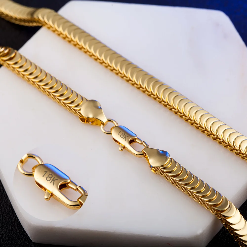 Hip Hop Gold Smooth snake chains Necklace 7MM 20 inch women's Bone scale Long chains For Ladies Fashion Jewelry
Hip Hop Gold Smooth snake chains Necklace 7MM 20 inch women's Bone scale Long chains For Ladies Fashion Jewelry