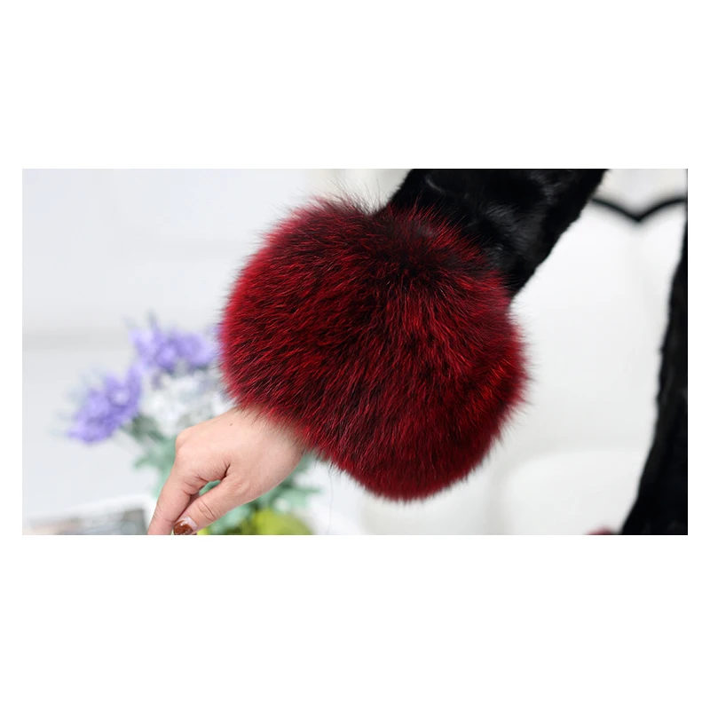 Noble and Elegant Natural Mink Fur Coats Outerwear Women Fashion Real Fur Jacket With Large Fox Fur Collar Trim Cuff 2019 Winter
Noble and Elegant Natural Mink Fur Coats Outerwear Women Fashion Real Fur Jacket With Large Fox Fur Collar Trim Cuff 2019 Winter