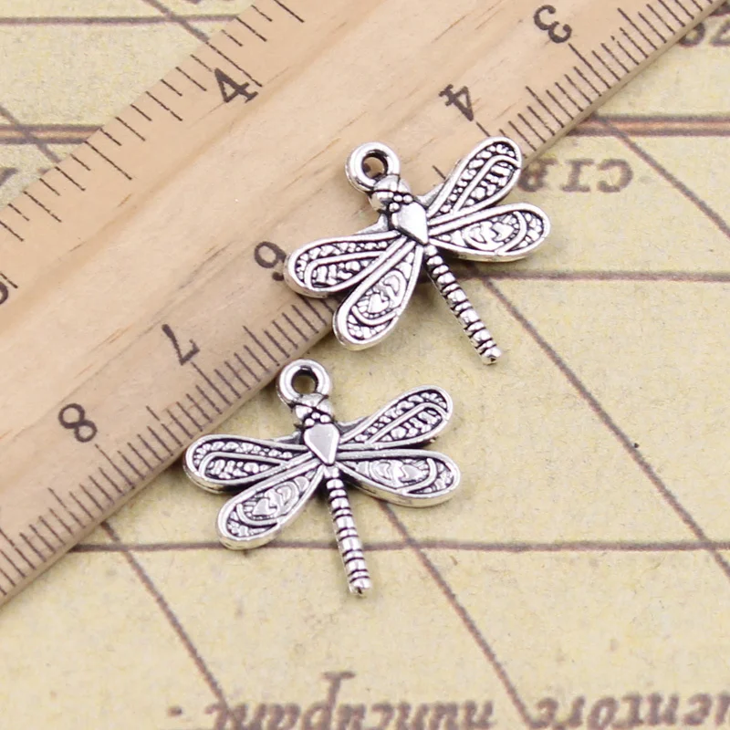 20pcs Charms Dragonfly 21x19mm Tibetan Bronze Silver Color Pendants Antique Jewelry Making DIY Handmade Craft For Necklace
20pcs Charms Dragonfly 21x19mm Tibetan Bronze Silver Color Pendants Antique Jewelry Making DIY Handmade Craft For Necklace