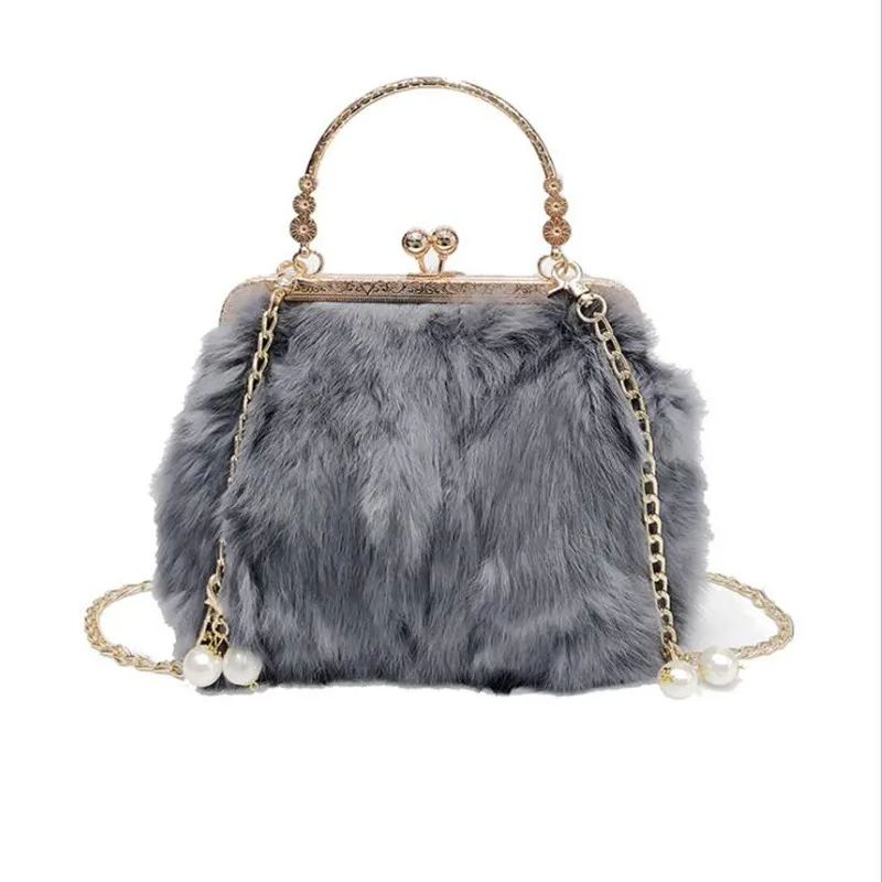 2022 Hot Women Fur Shoulder Bags Luxury Pearl Tassel Handbags For Girls Winter Hasp Bags With Chain Drop Shipping MN1160
2022 Hot Women Fur Shoulder Bags Luxury Pearl Tassel Handbags For Girls Winter Hasp Bags With Chain Drop Shipping MN1160