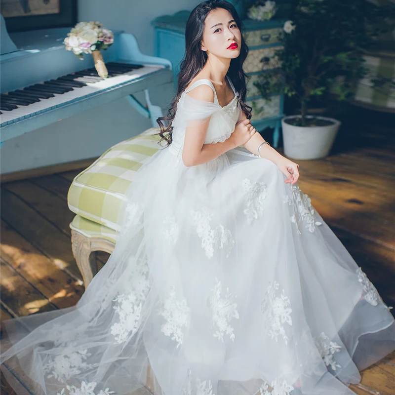 Embroidery Mesh Sleeping Dress Temperament Tutu Princess White Sling Long Dresses Woman Nightdress QZ9562
Embroidery Mesh Sleeping Dress Temperament Tutu Princess White Sling Long Dresses Woman Nightdress QZ9562