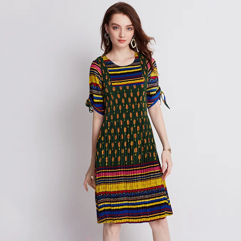 Colourful rainbow DRESS with strap sleeves Summer dress with pleats and matching colors for ladies MIYAKE pleated dresses
Colourful rainbow DRESS with strap sleeves Summer dress with pleats and matching colors for ladies MIYAKE pleated dresses