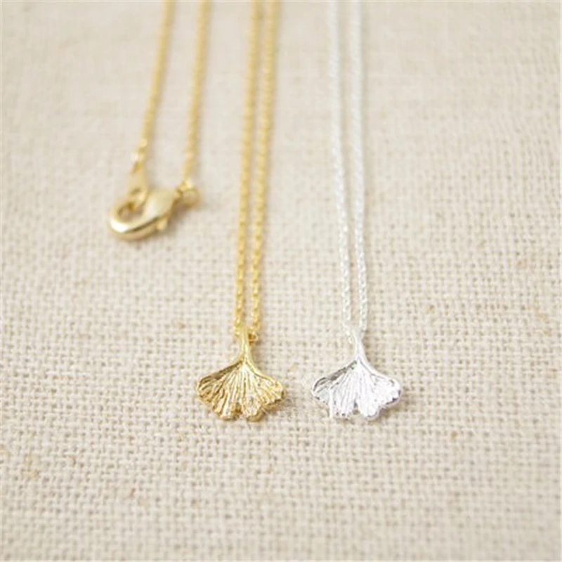 Fashion delicate ginkgo leaf pattern necklace necklaces for women design chain of clavicle
Fashion delicate ginkgo leaf pattern necklace necklaces for women design chain of clavicle