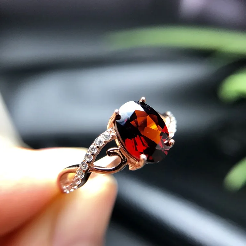 KJJEAXCMY fine jewelry New natural pomegranate stone lady ring 925 pure silver inlays hot sell ladies
KJJEAXCMY fine jewelry New natural pomegranate stone lady ring 925 pure silver inlays hot sell ladies