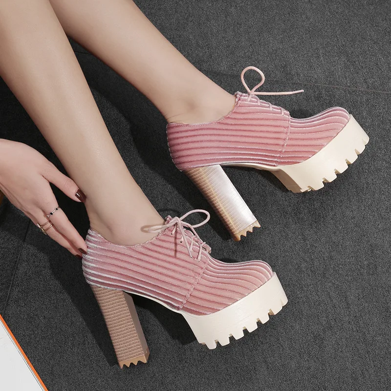 MoonMeek 2020 hot sale new pumps women shoes round toe lace up high heels shoes platform thick heels shoes ladies prom wedding
MoonMeek 2020 hot sale new pumps women shoes round toe lace up high heels shoes platform thick heels shoes ladies prom wedding
