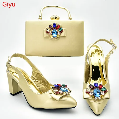 doershowItalian Shoe with Matching Bags Shoe and Bag Set for Party In Women Italian Matching Shoe and Bag Set with stone!SXD1-11
doershowItalian Shoe with Matching Bags Shoe and Bag Set for Party In Women Italian Matching Shoe and Bag Set with stone!SXD1-11