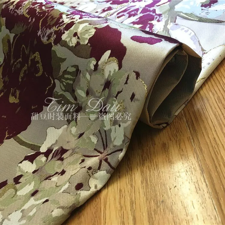 2020 new brown high-end high-grade gold positioning jacquard fashion fabric / dress coat fabric jacquard cloth
2020 new brown high-end high-grade gold positioning jacquard fashion fabric / dress coat fabric jacquard cloth