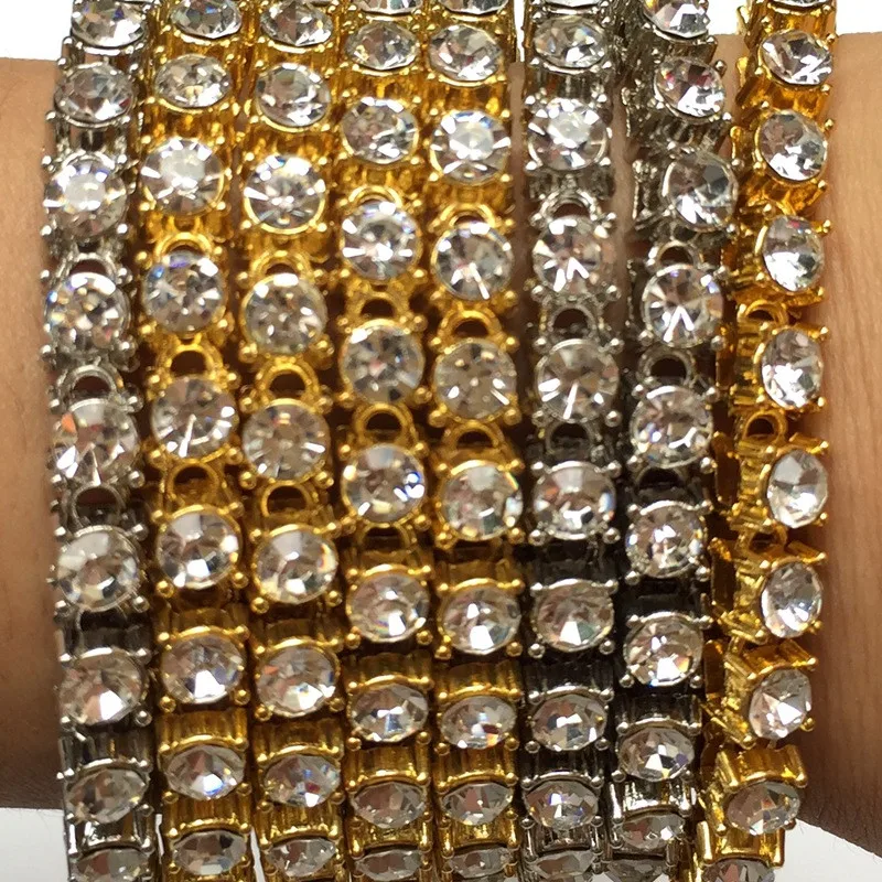 1pc Row Bling Iced Out Mens Zircon Bracelet Tennis Chain Bracelets For Women Men Hip hop Jewelry CZ Link Chain Dropshipping
1pc Row Bling Iced Out Mens Zircon Bracelet Tennis Chain Bracelets For Women Men Hip hop Jewelry CZ Link Chain Dropshipping