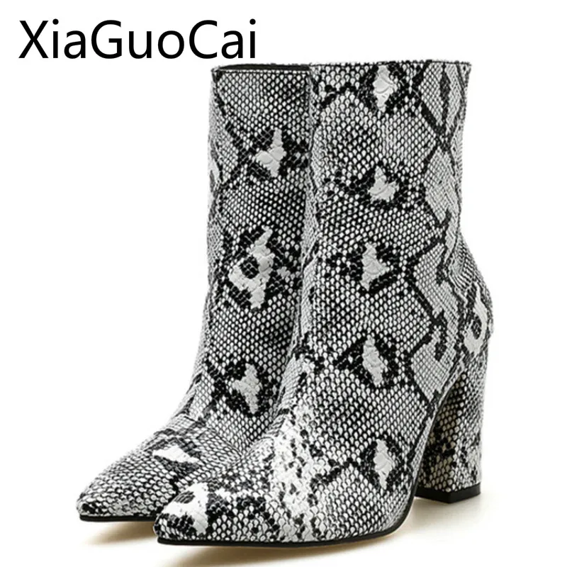 Sexy Leopard Women High Heels Boots 2019 New Sexy Snake Pattern Female Motorcycle Boots Square Heels Mid-calf Boots
Sexy Leopard Women High Heels Boots 2019 New Sexy Snake Pattern Female Motorcycle Boots Square Heels Mid-calf Boots