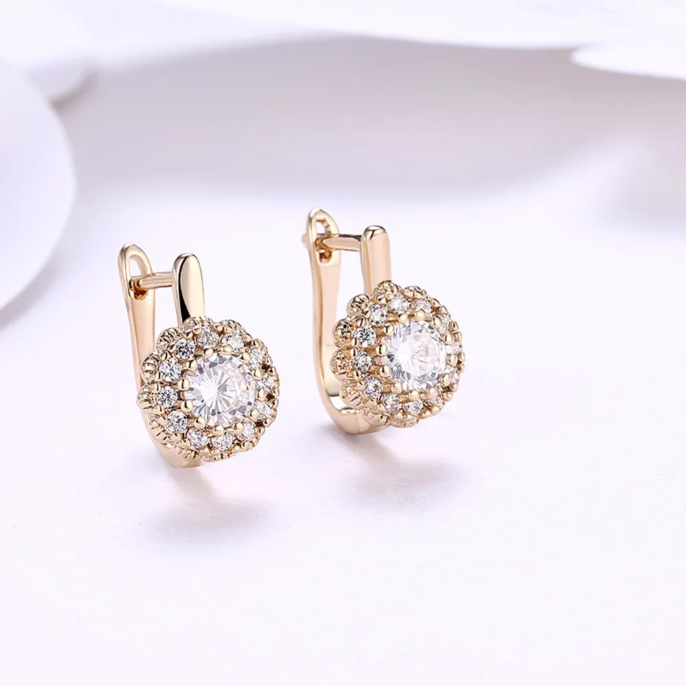 2020 Luxury Female White Cubic Zircon Buckle Stud Earrings Women Rose Gold White Color Earrings For Women Jewelry Wholesale
2020 Luxury Female White Cubic Zircon Buckle Stud Earrings Women Rose Gold White Color Earrings For Women Jewelry Wholesale